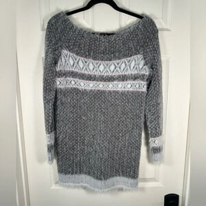 Sleeping on Snow Wool Blend Off the Shoulder Tunic Nordic Sweater Womens Small